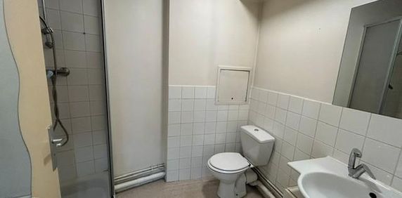 Location Appartement 1 pièce 31m² TOURS 37000 - Photo 2