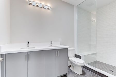 For Lease - 35A Marquette Avenue, Toronto, Ontario - Photo 2