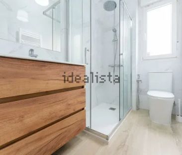 Alquiler de piso en Gr Residencial Santolaya - Photo 2