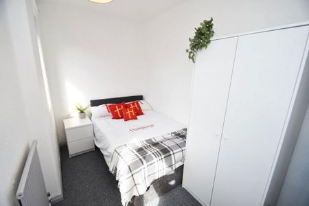 4 bedroom house to rent - Photo 3