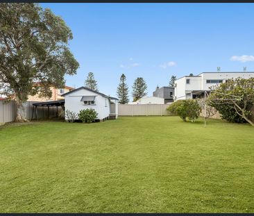 Charming 3 Bedroom Home in Ideal Location - Photo 1