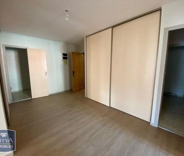 Location Appartement 4 pièces 91m² BEAUVAIS 60000 - Photo 4