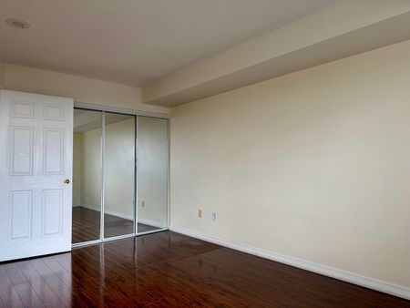 For Lease - 39 Oneida Crescent Unit# 1106, Richmond Hill, Ontario - Photo 3