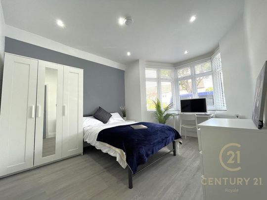 1 bedroom in a house share to rent - Photo 1