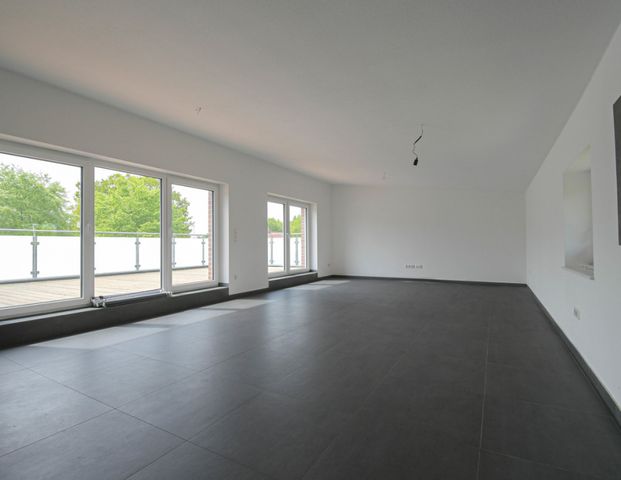 6192 - Hochwertige und moderne Dachgeschosswohnung mit großzügiger Dachterrasse! - Foto 1