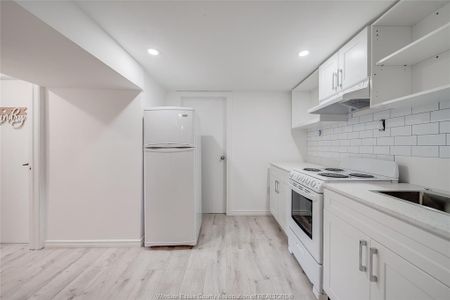 For Lease - 1215 CHAPPELL, Windsor, Ontario - Photo 2