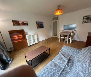 1 Bed Flat, Masboro Lodge, SW19 - Photo 1