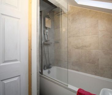 3 bedroom detached house to rent - Photo 3