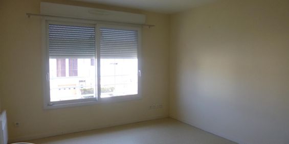 Location Appartement 2 pièces 39m² ALLONNES 72700 - Photo 3