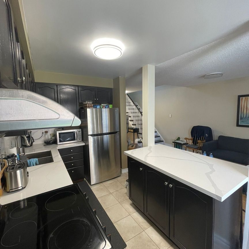 For Lease - 6888 Dillingwood Drive, Mississauga, Ontario - Photo 1