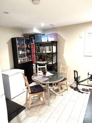 For Lease - 251 Floyd Avenue Unit# Lower Unit, Toronto, Ontario - Photo 1