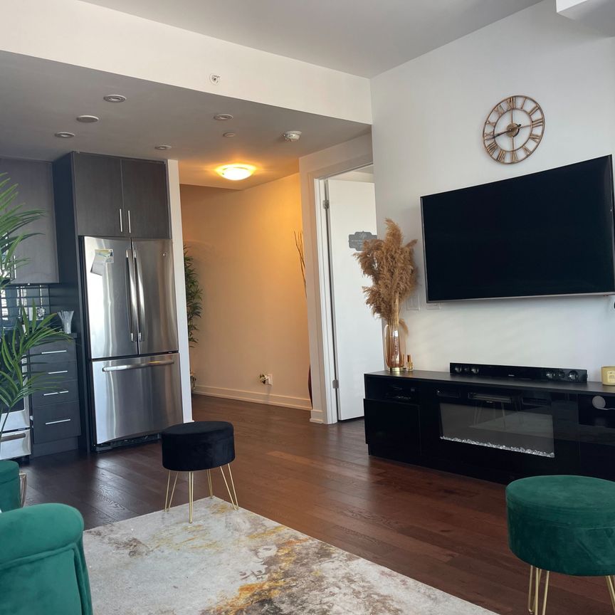 For Lease - 2212 Lakeshore Boulevard Unit# 4309, Toronto, Ontario - Photo 1