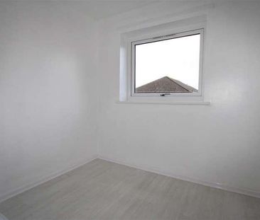 Bell House Avenue, Bradford, BD4 - Photo 1