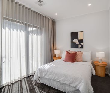 Stunning Family Home in Excellent Location - Photo 4