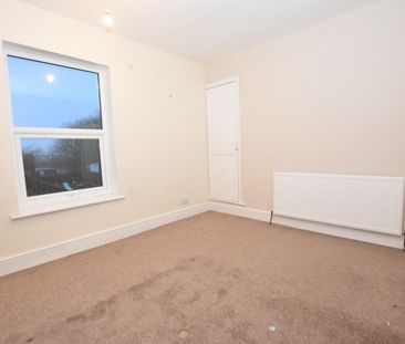 3 bedroom House To Let - Photo 5