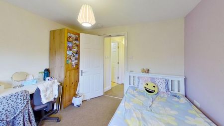 6 bedroom semi-detached house to rent - Photo 2