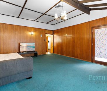 Rural Charm in the Heart of Kenwick!! - Photo 1