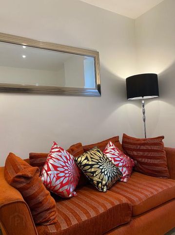 Student Accommodation Derry City, 9 Argyle Street, Derry, BT48 7JF - Photo 2