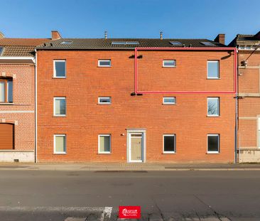 Appartement te huur in Tournai voor € 700 met 1 slaapkamer - Photo 2