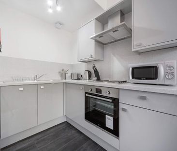 2 bedroom apartment to rent - Photo 5