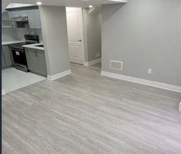 For Lease - 41 Walter English Drive Unit# Bsmt, East Gwillimbury, O... - Photo 6