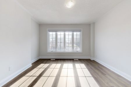 For Lease - 6 Dominique Street, Kitchener, Ontario - Photo 3