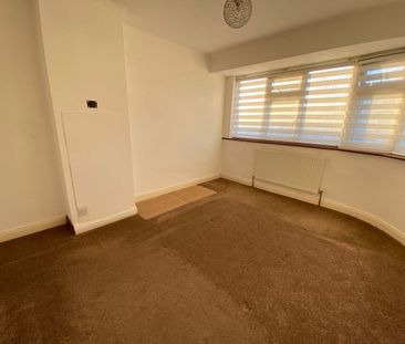 Elgin Avenue, Harrow, HA3 - Photo 2