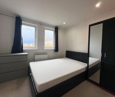 2 bedroom property to rent - Photo 6