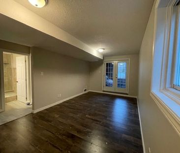 For Lease - 329 Thompson Road, London South, Ontario - Photo 3