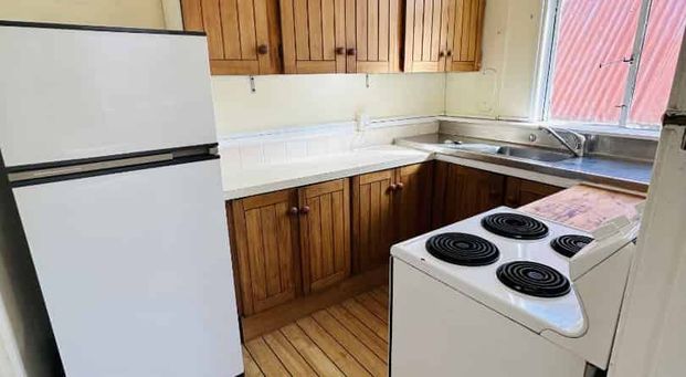 Cuba Street two-bedroom flat - Photo 1