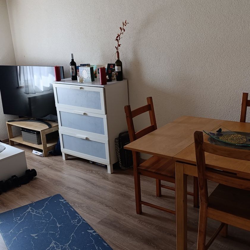 Charmante 5.5-Zimmer-Wohnung im Erdgeschoss in Kirchberg - Photo 1