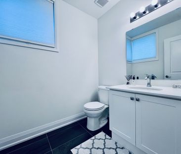 For Lease - 206 Moneypenny Place, Vaughan, Ontario - Photo 2