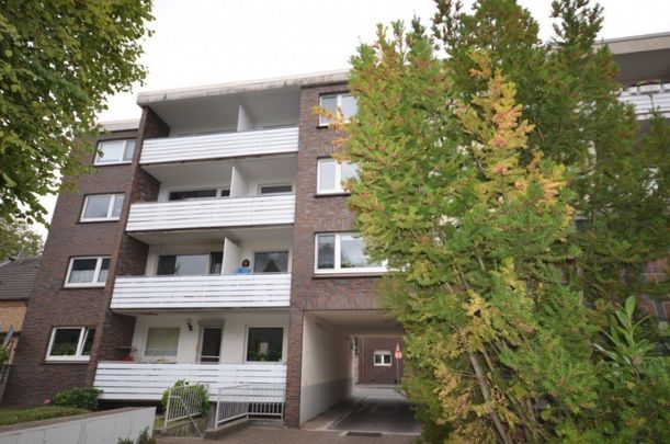 Traumhaft schöne, moderne und helle 2-Zimmerwohnung mit Balkon im 1. OG! - Photo 1