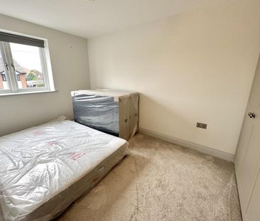 4 bedroom terraced house to rent - Photo 5