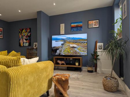 2 bedroom terraced house to rent - Photo 2