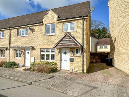 Sir Bernard Lovell Road, Malmesbury, SN16 - Photo 5