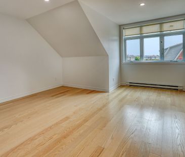 Condo for rent, Montréal (Saint-Laurent) - Photo 1