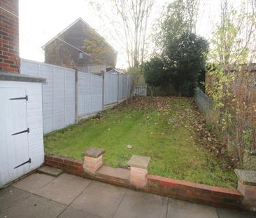 2 bedroom terraced house to rent - Photo 5