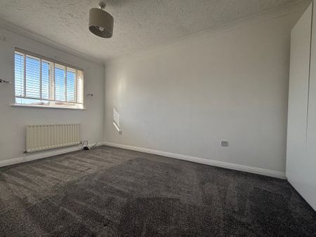 Bramblewood, Ipswich, Suffolk, IP8 - Photo 2