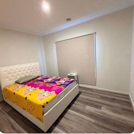 Wyndham Vale - Photo 3