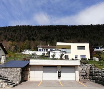 St-Imier, nice 2.5 room apartment with terrace, garage, garden - Photo 4