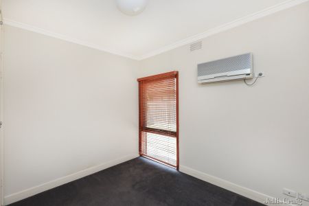 215 Gooch Street, Thornbury - Photo 5