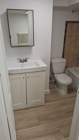 For Lease - 113 Lankin Boulevard, Toronto, Ontario - Photo 3