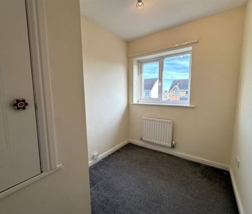 3 Bedroom Semi Detached To Let - Photo 6