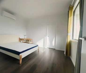 Private room with ensuite - Photo 3