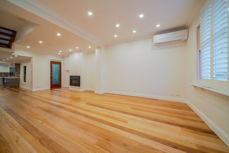 223 Abercrombie Street, Darlington NSW 2008 - House For Rent | Domain - Photo 3