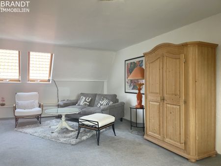 Helle SINGLE-WOHNUNG HH-Sasel! 2-Zimmer-Wohnung über 2 Ebenen - plus kleine Terrasse zur Nutzung... - Photo 3