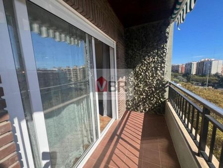 4 room luxury Flat for rent in Valencia, Spain - Photo 3