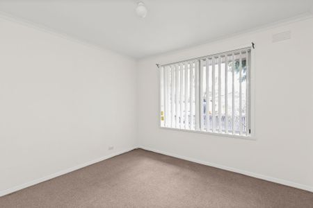 One bedroom unit - Photo 4