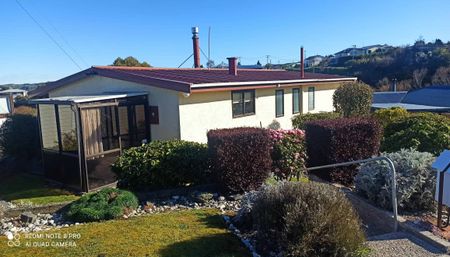 North Balclutha 2 bedroom house - Photo 4